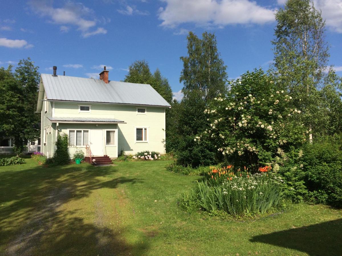 Kivirannan tupa - Housity