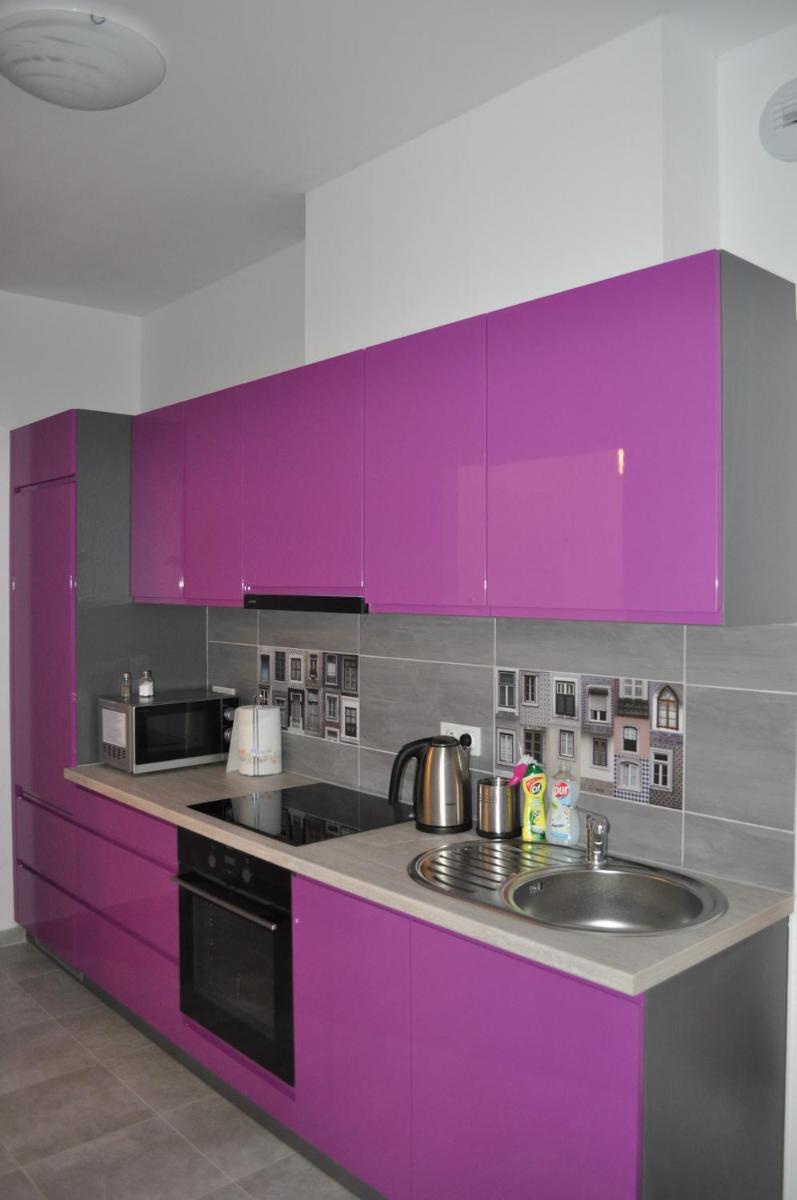 Pop Art Apartments - Housity