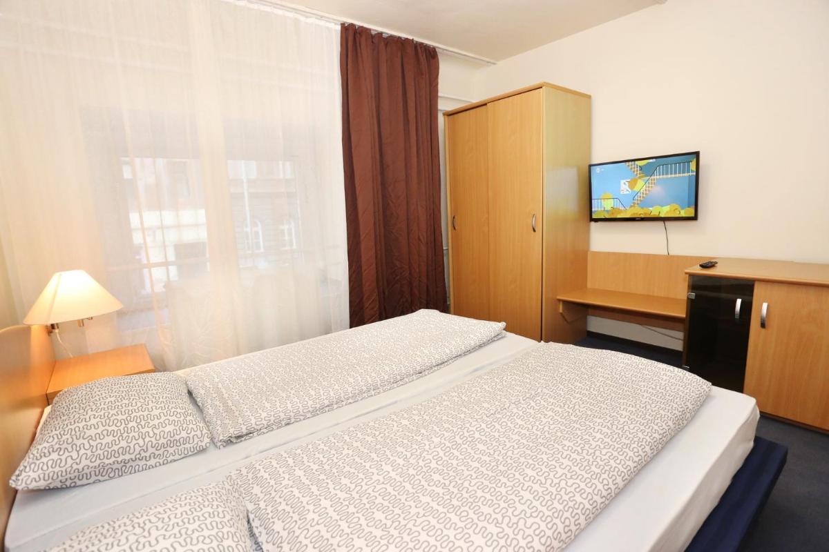 Mezzo Budapest - Housity