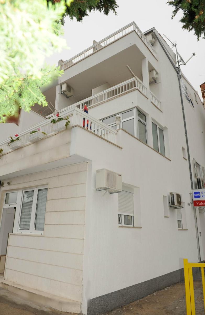 Rooms Valentino - Housity
