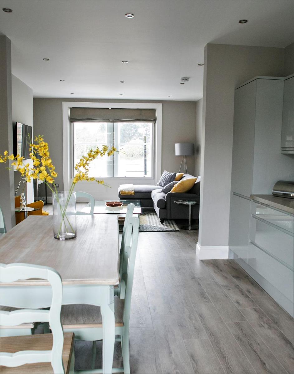 Spa Apartments - Housity