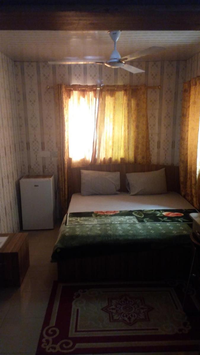 Adinkra City Hotel - Housity