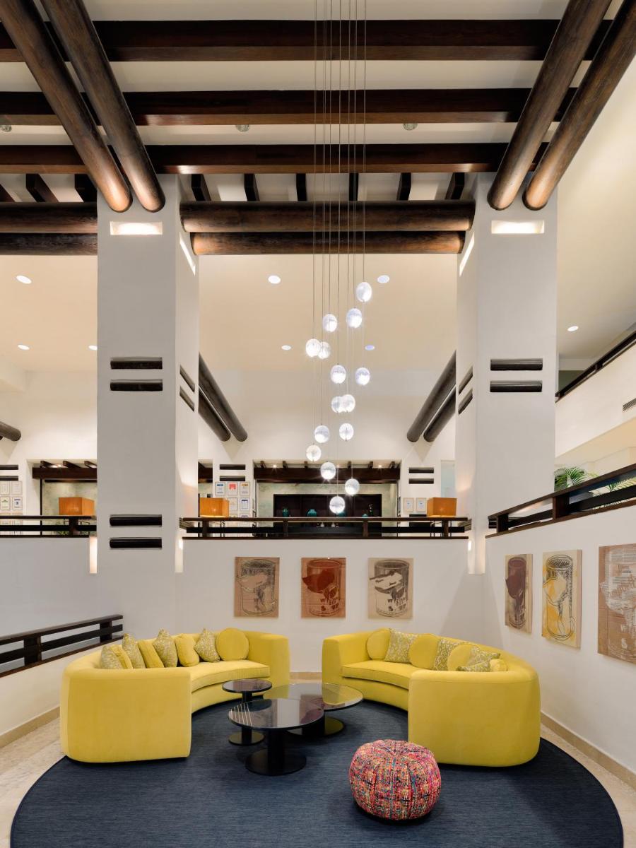 Zona de estar de H10 Estepona Palace