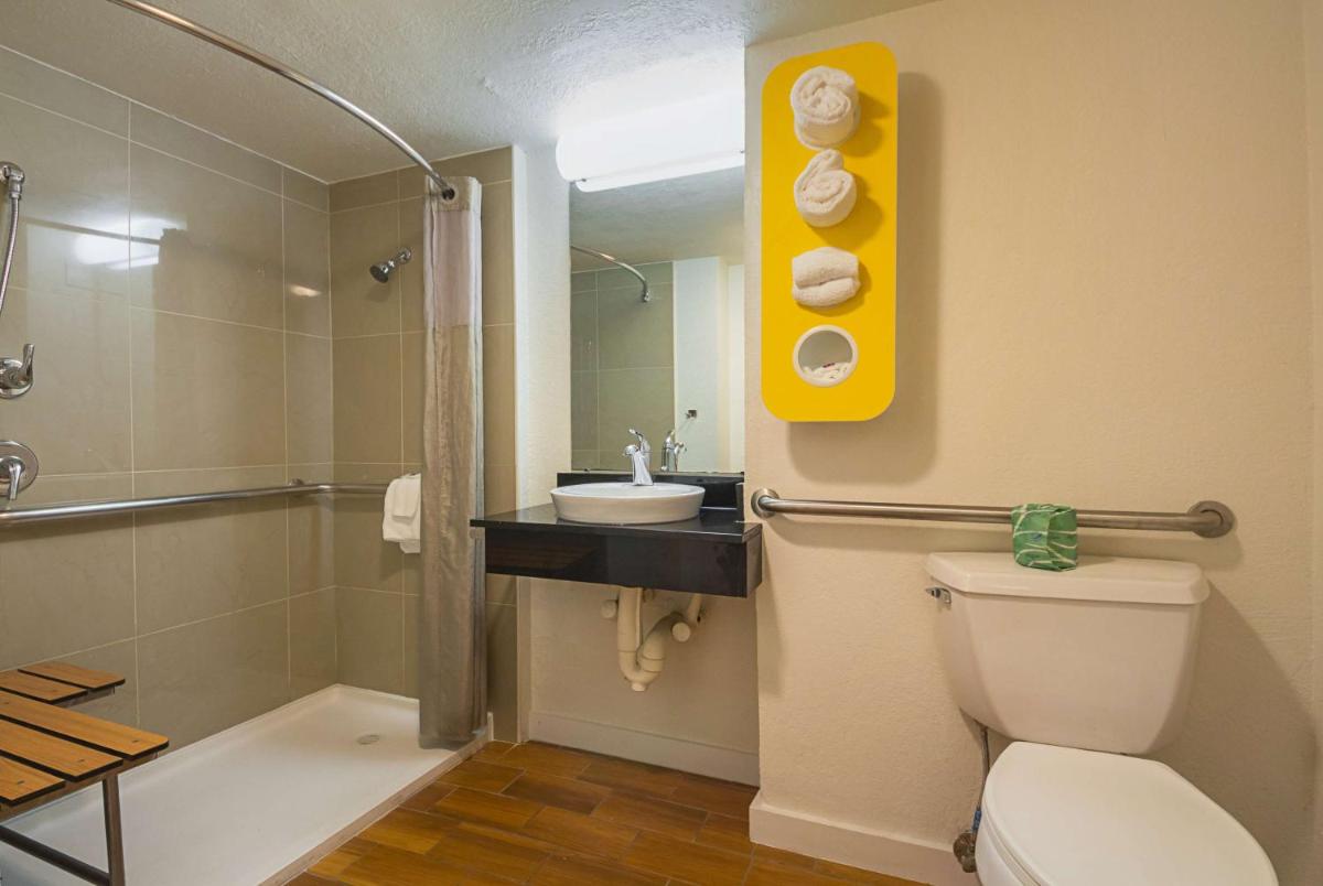 Motel 6-Garland, TX - Northeast Dallas - Housity