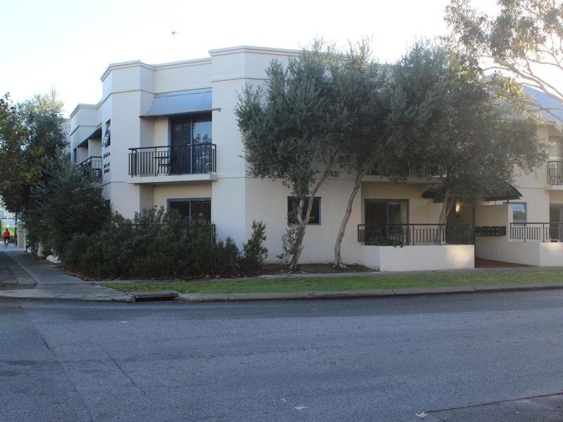 Fremantle Holiday Accommodation WA - Housity