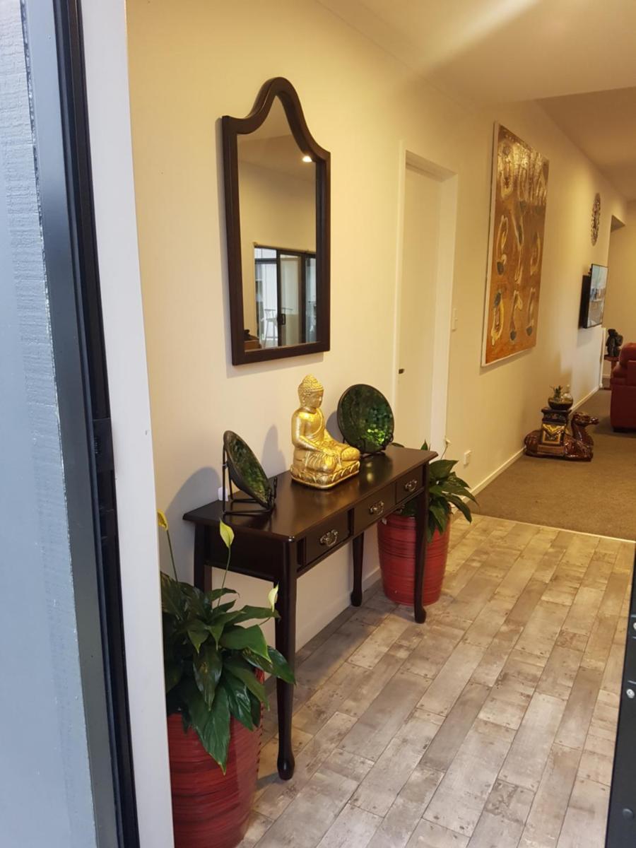 Trendy Bungalow in the Heart of Rotorua - Housity