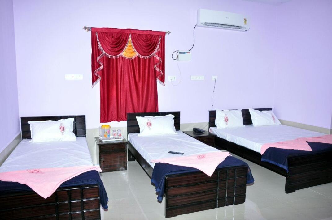 Hotel Nippon Palace - Housity