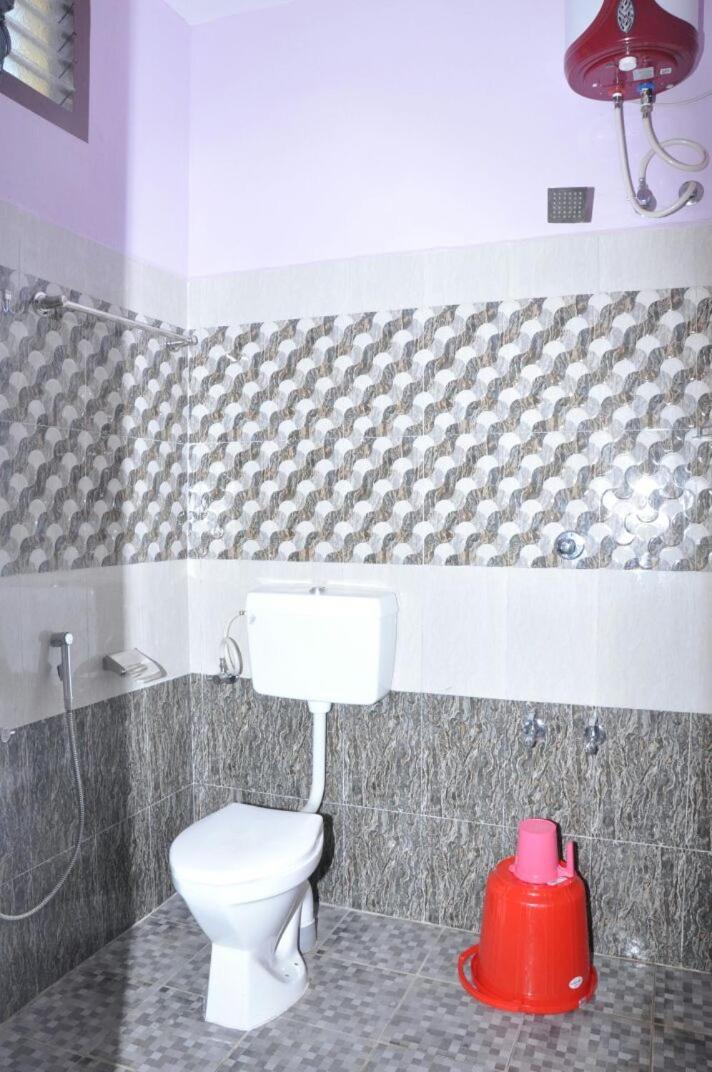 Hotel Nippon Palace - Housity