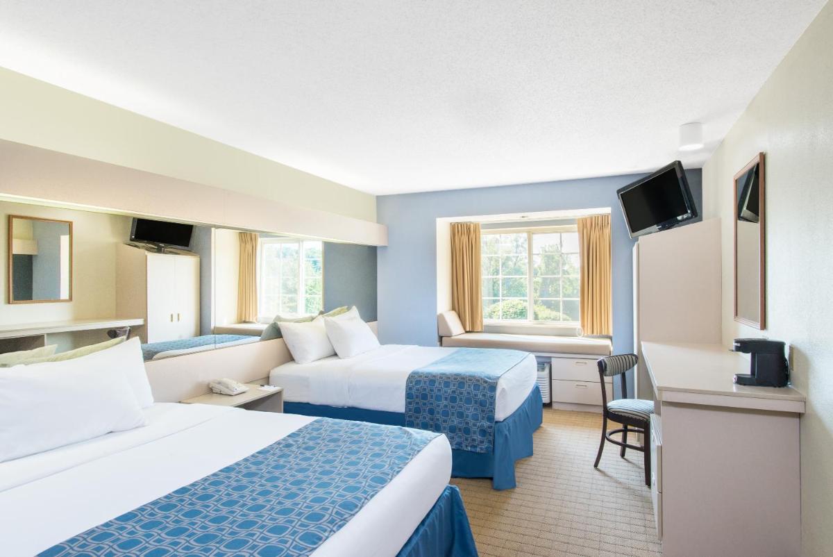 Microtel Inn & Suites by Wyndham - Housity