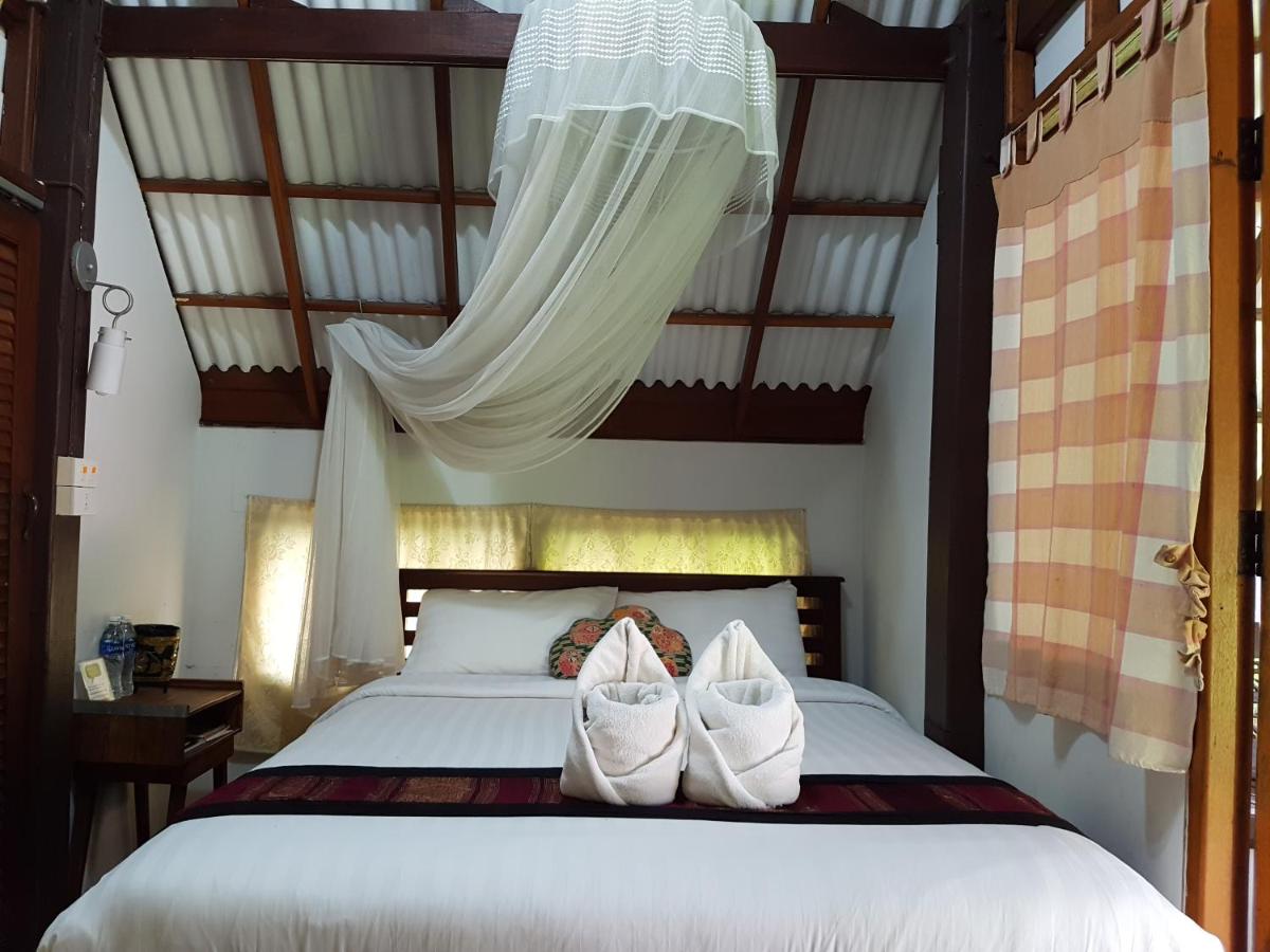 Niwas Ayutthaya - Housity