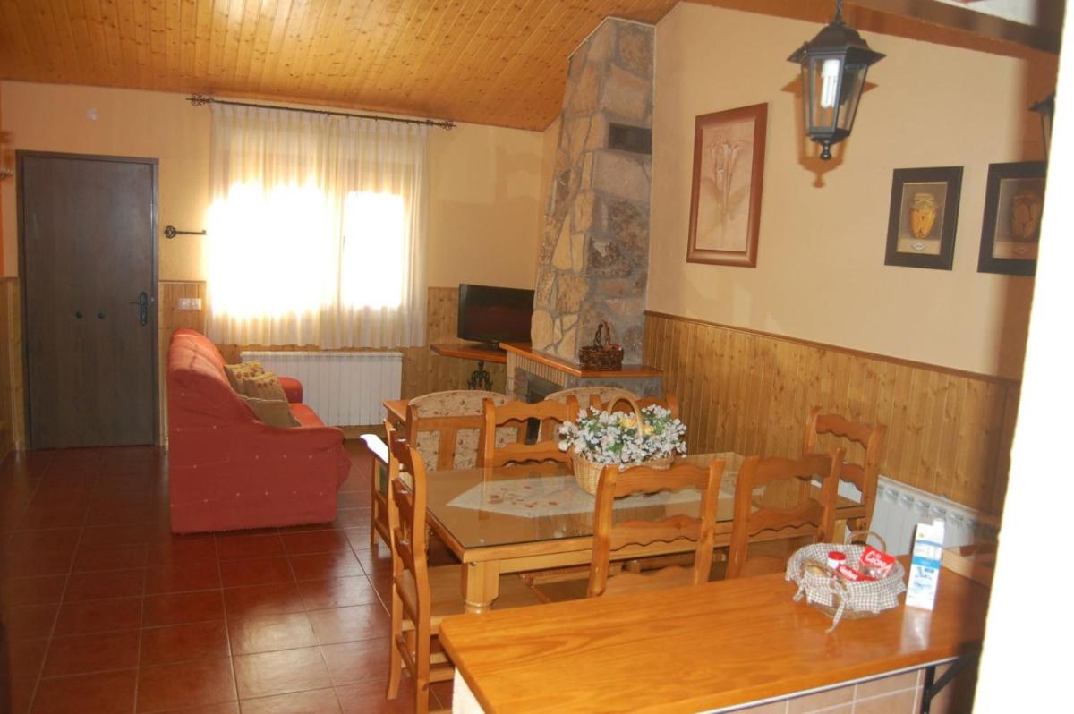 Gredos Casa Rural Los Treboles - Housity