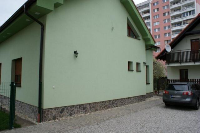 Vila Ria - Housity
