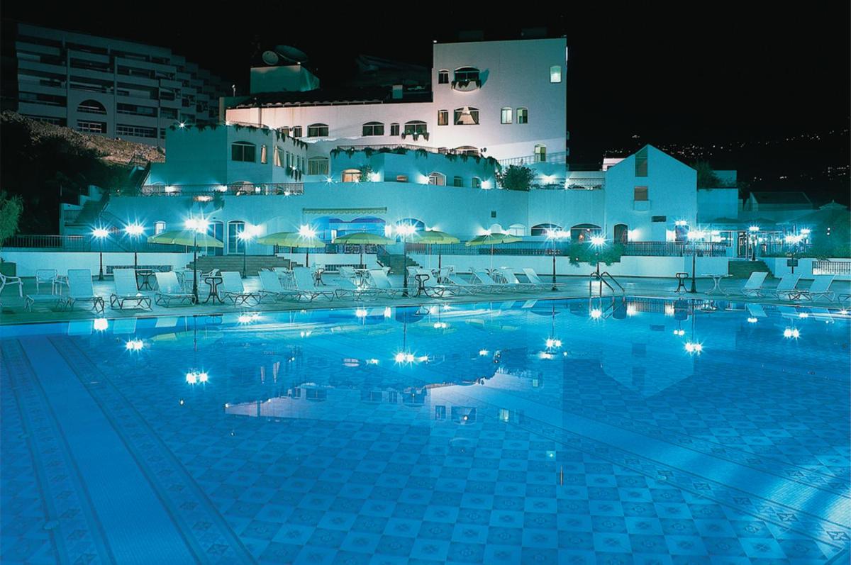 Regency Palace Hotel - Housity