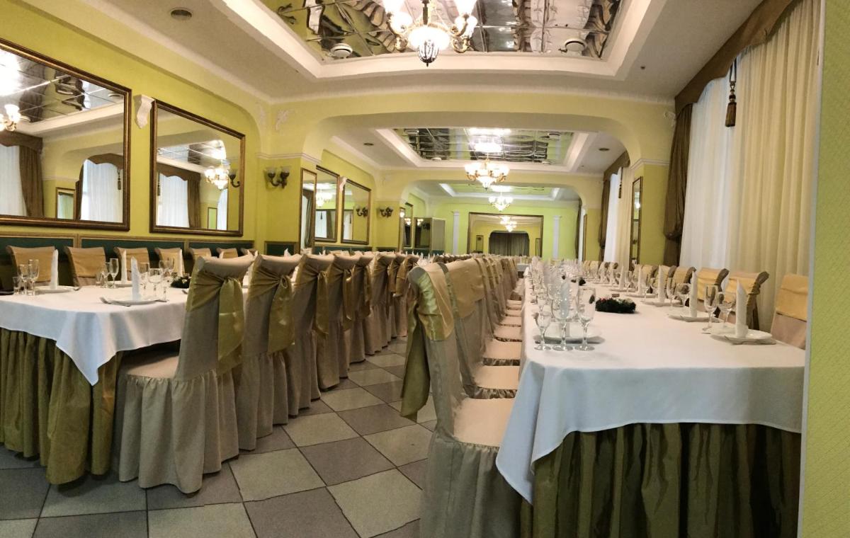 Alexandrovskiy Hotel - Housity