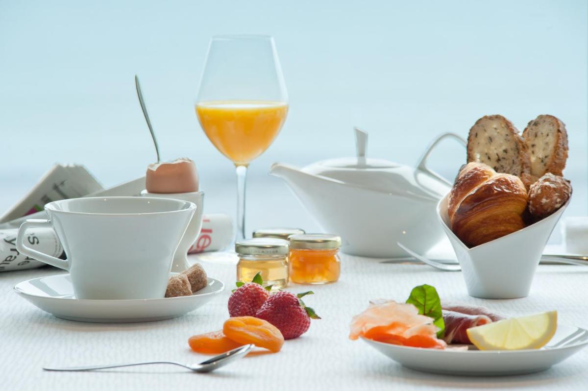 Nourriture dans l'hôtel ou à proximité