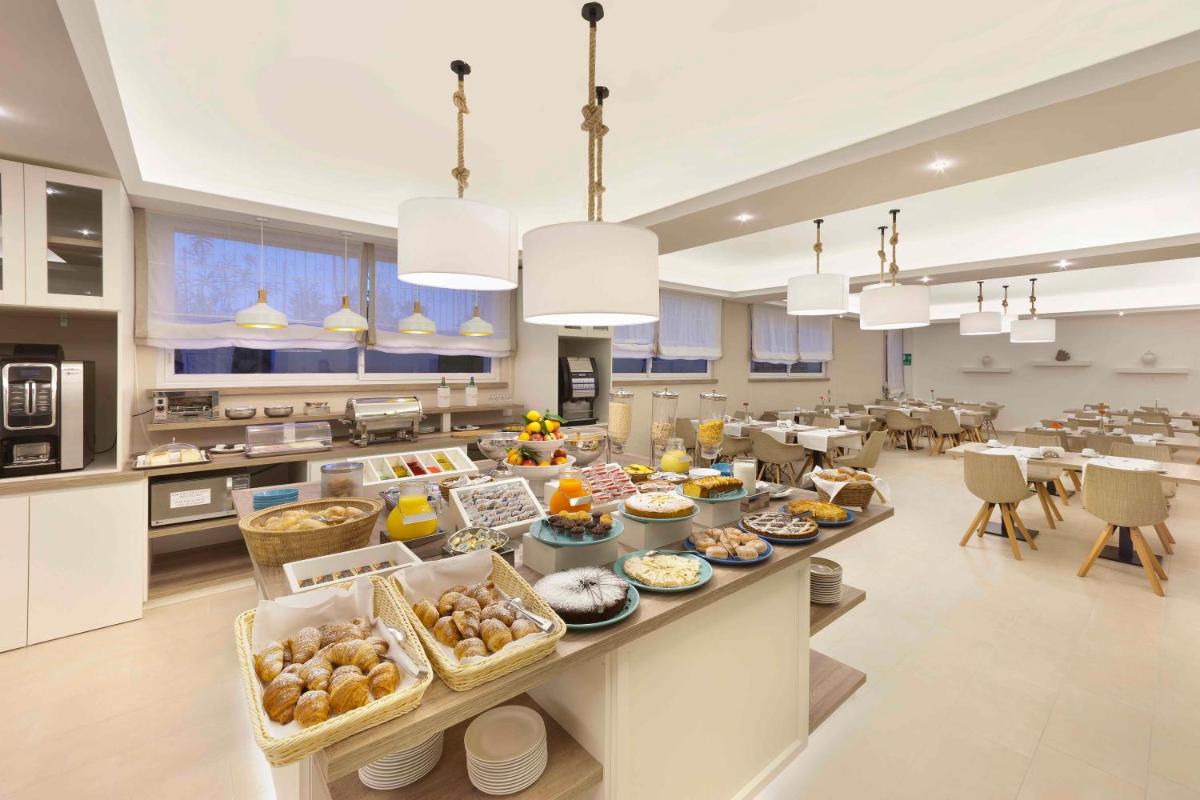 Hotel Rivage - Housity