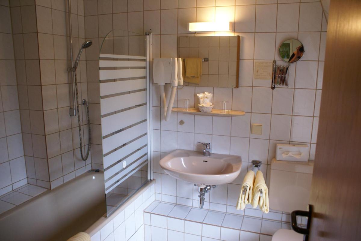 Hotel Sonnenhof - Housity