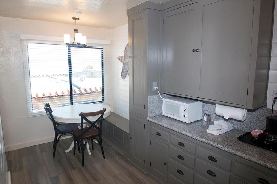 Capitola Venetian Vacation Rentals - Housity