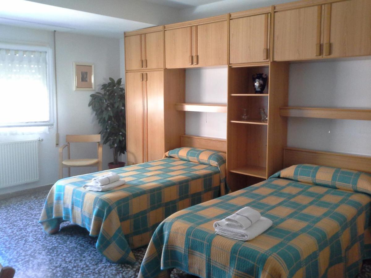 Pensión Lacasta - Housity