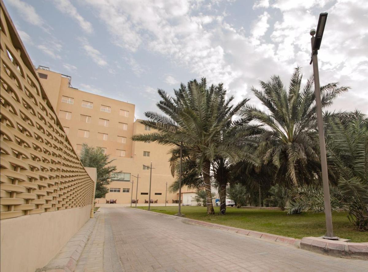 Hofuf Hotel - Housity