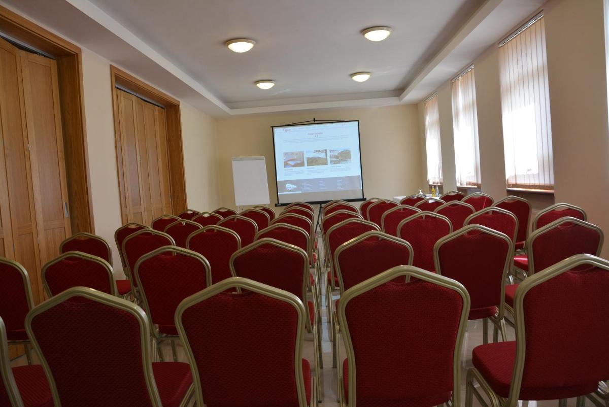 Hotel Vrsatec - Housity