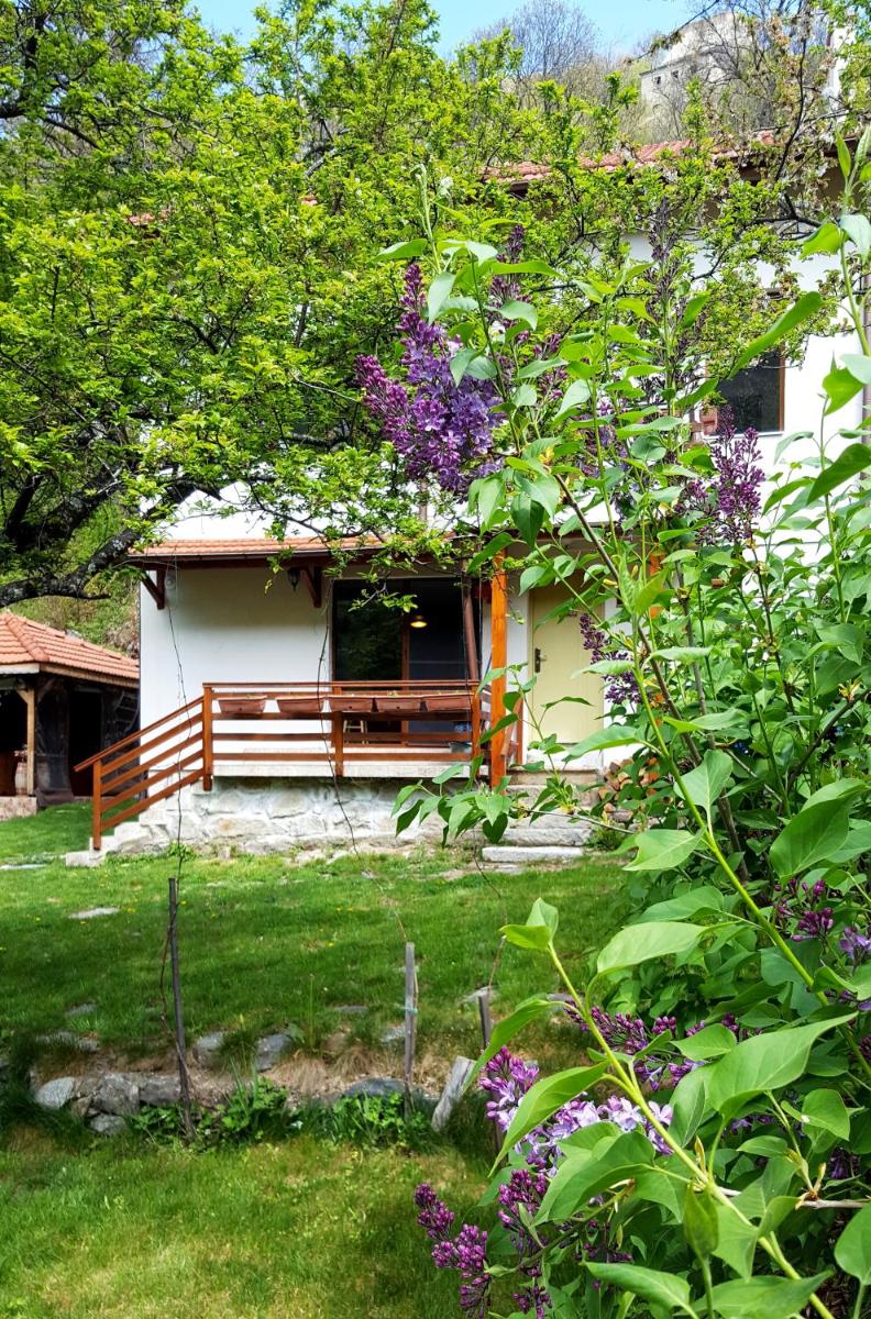 Kirilova House - Housity