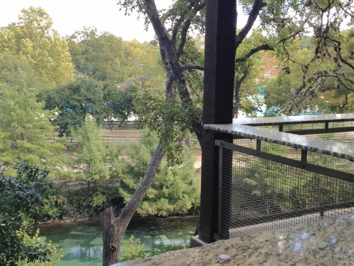 The Resort at Schlitterbahn - Housity