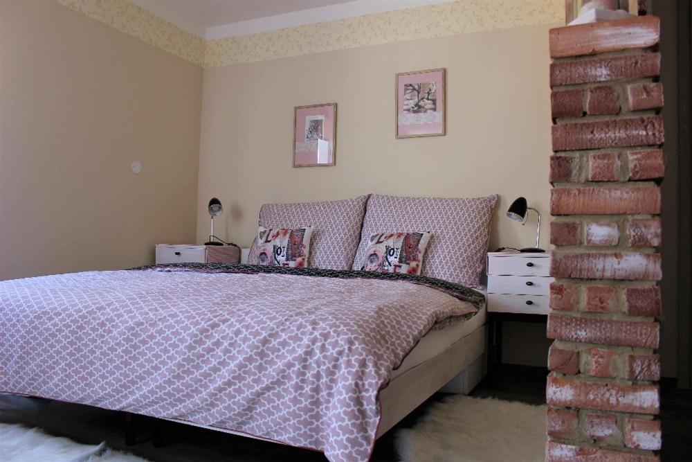 Apartmány u Bašty - Housity