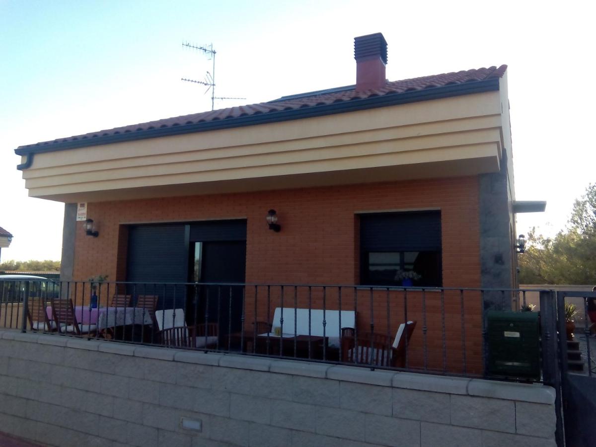 Chalet Miralles - Housity