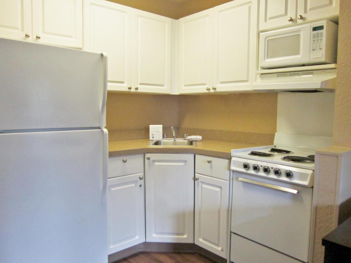 Extended Stay America Suites - Greensboro - Airport - Housity