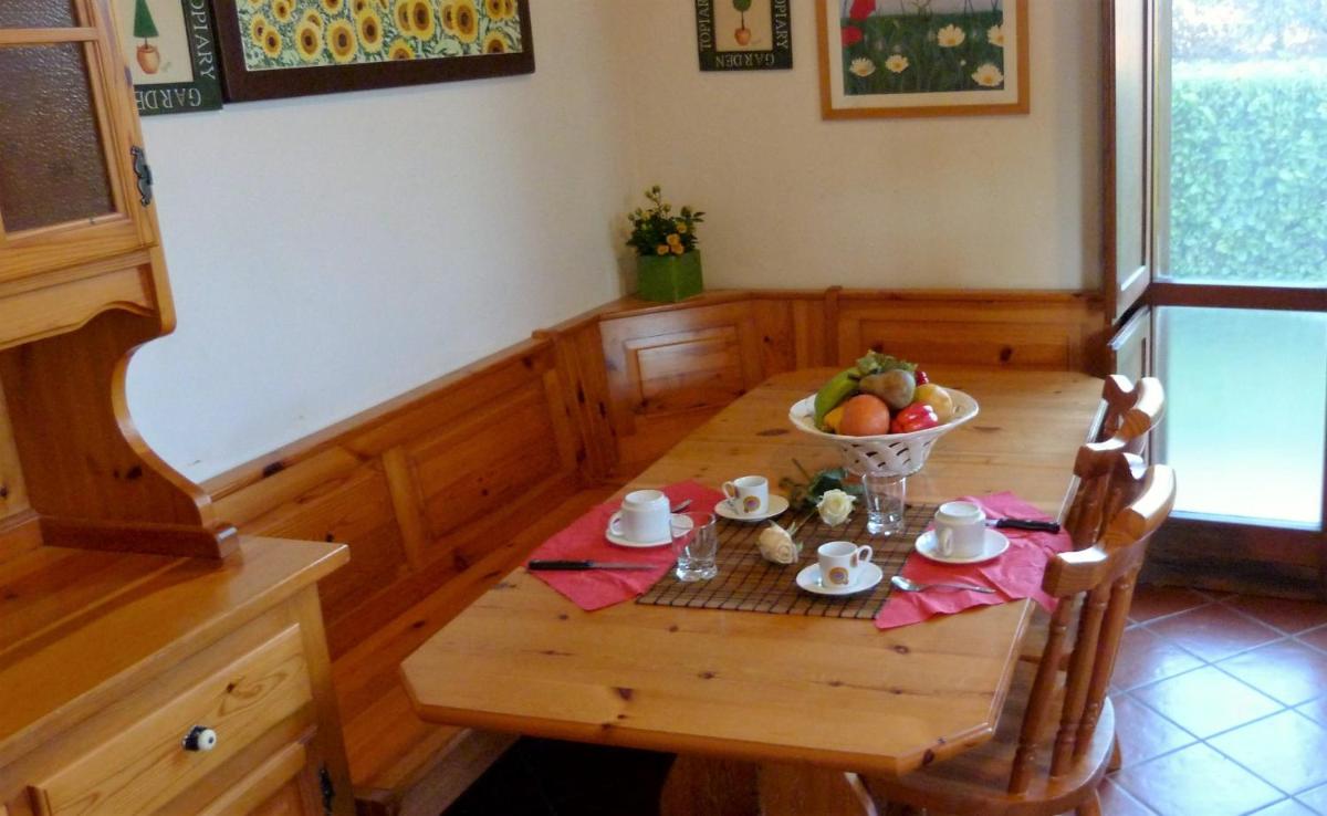 Appartamenti Albarosa by Holiday World - Housity