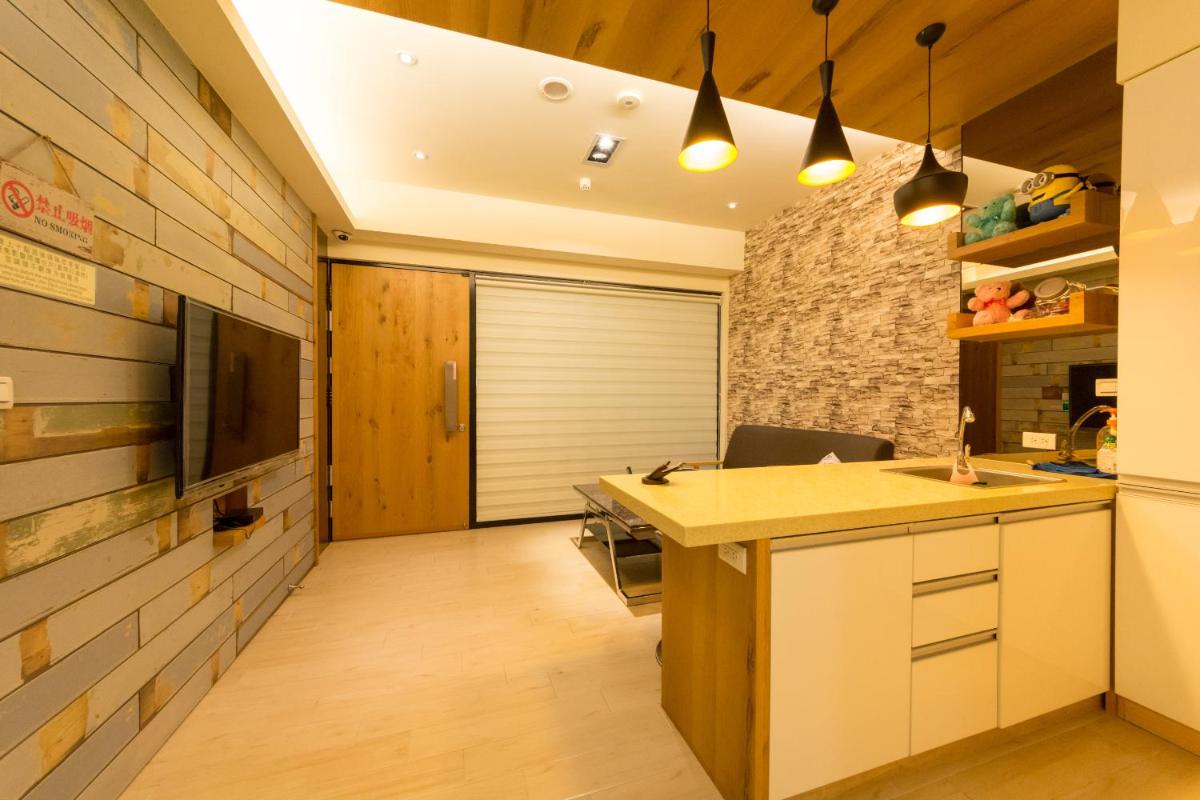 W Hostel - Housity