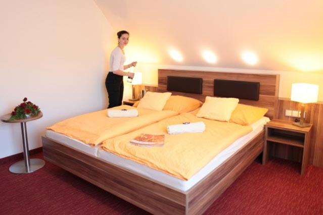 Hotel Restaurant Zum Hollengrund - Housity