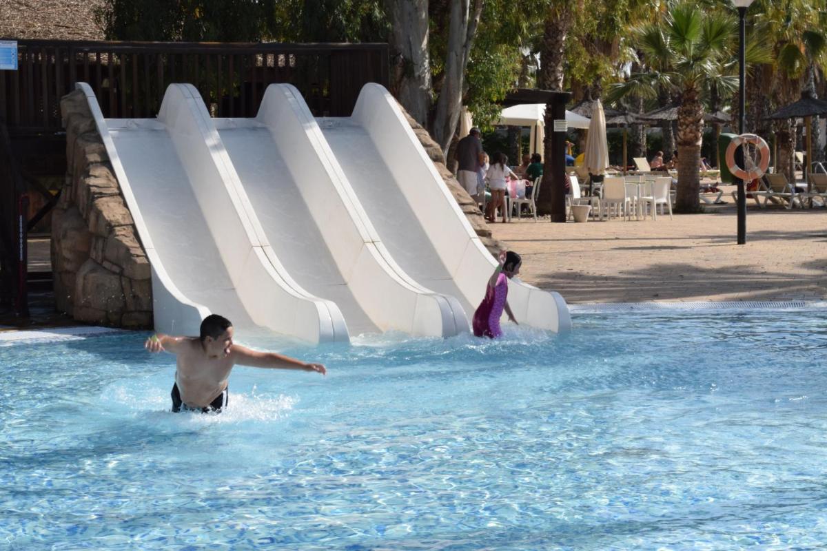 Piscina en o cerca de Alannia Costa Blanca