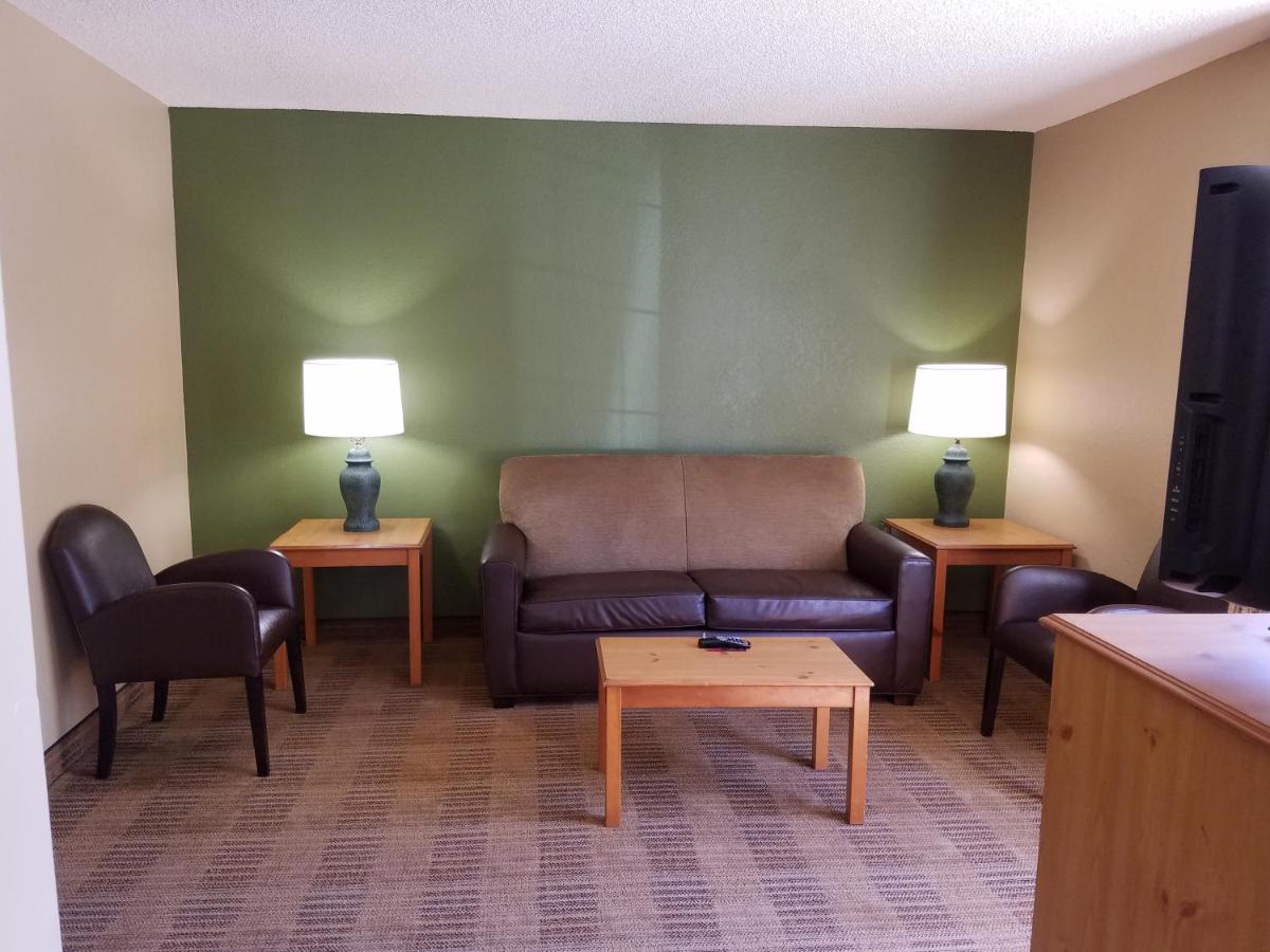 Suitetrails - Extended Stay America Suites - Kansas City - Overland Park - Nall Ave