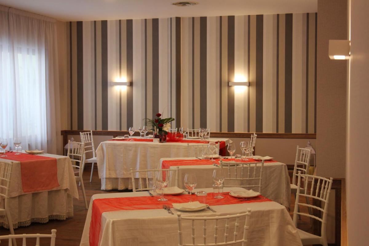 Hotel Ristorante La Lanterna - Housity