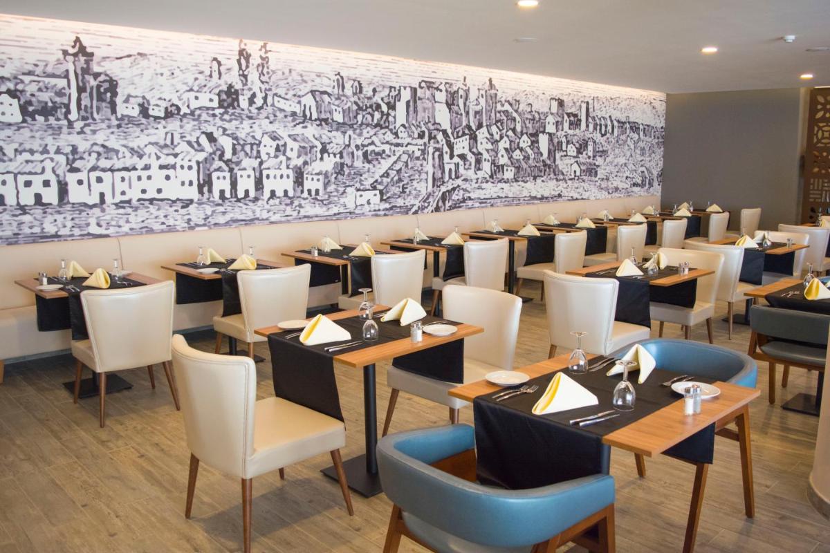 Uma área de estar em AP Maria Nova Lounge - Adults Friendly
