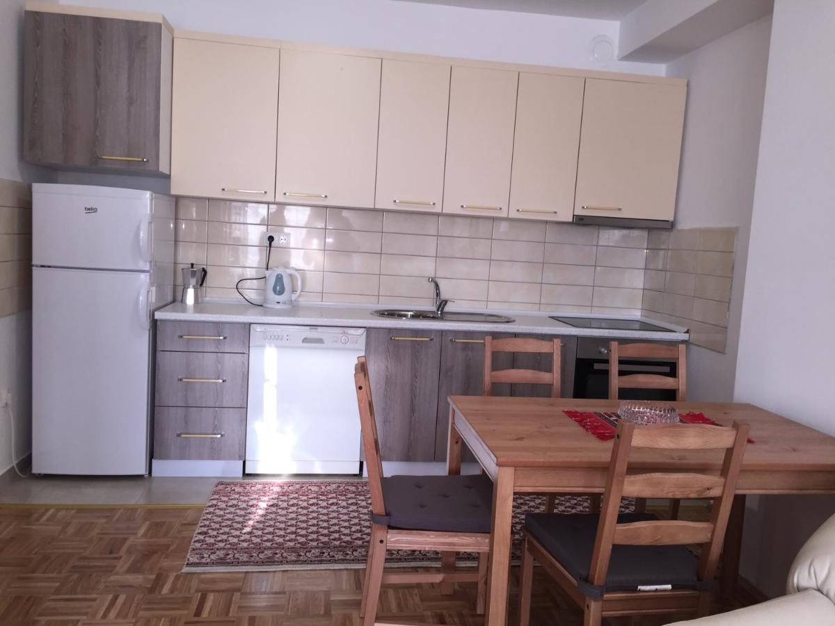 Apartment Gashi - Housity