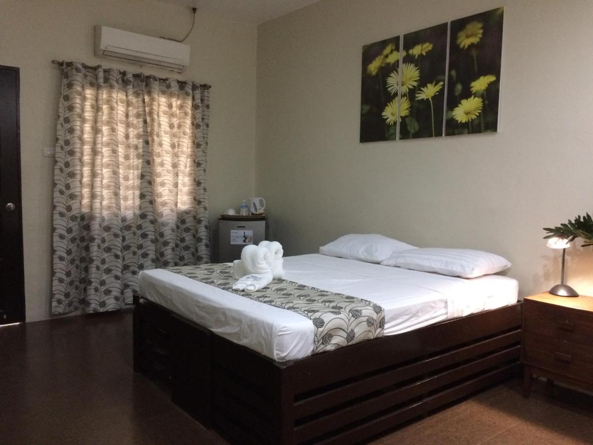 Mañana Hotel - Housity