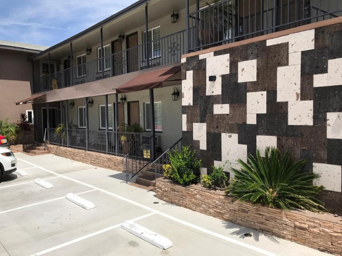Berkshire Motor Hotel - Housity