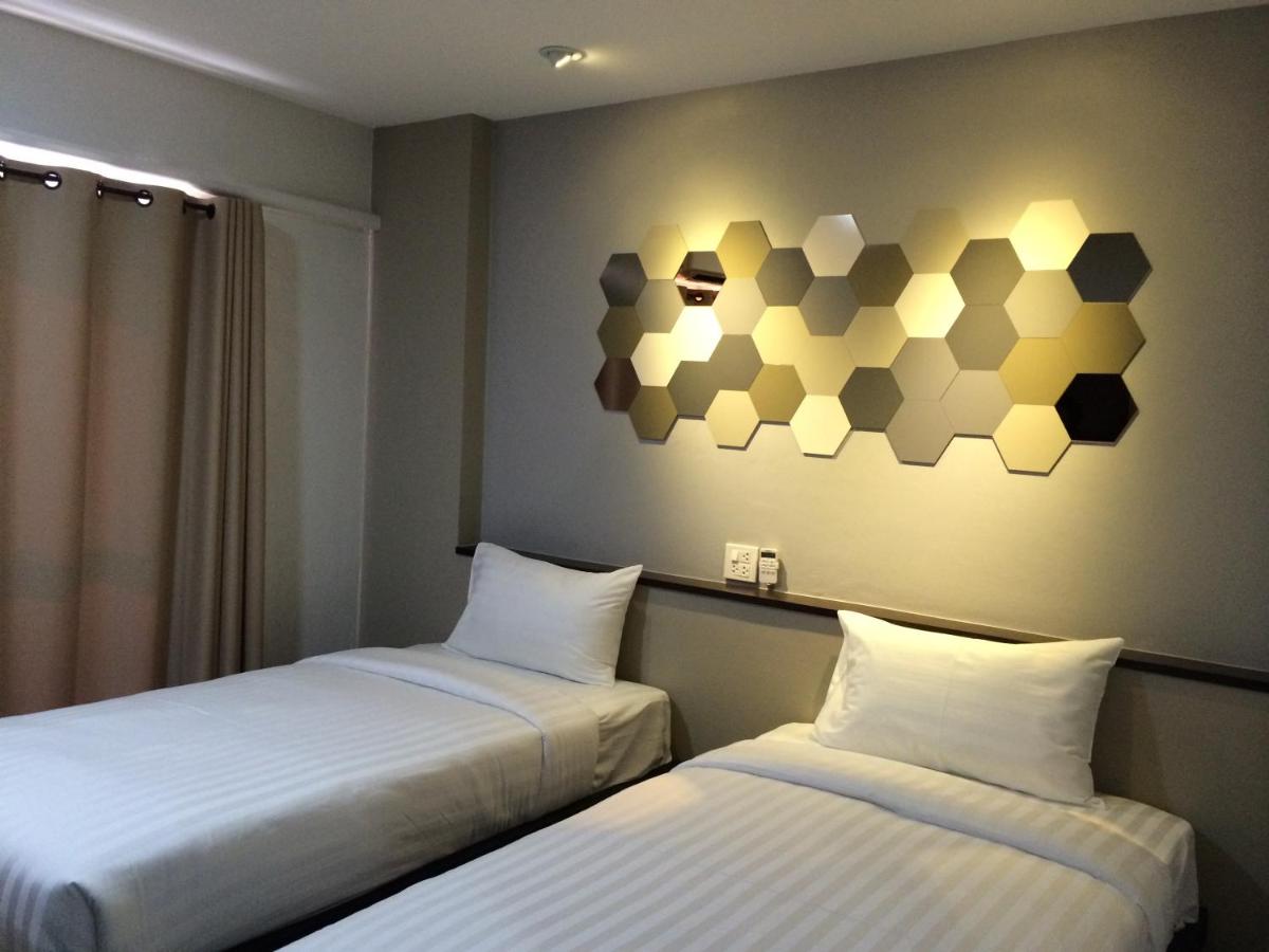 M2 Hotel - Housity