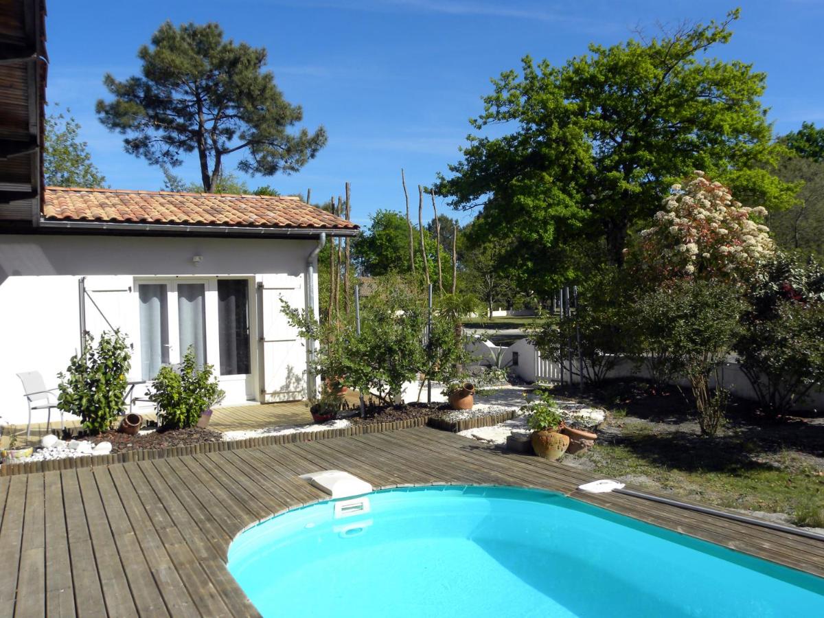 Villa Mogador Piscine et Balnéo - Housity