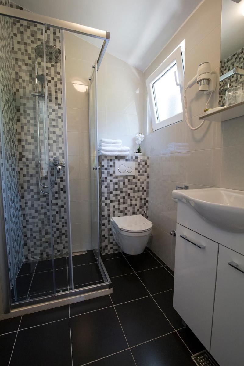 Villa Petra Apartment with private pool - Housity