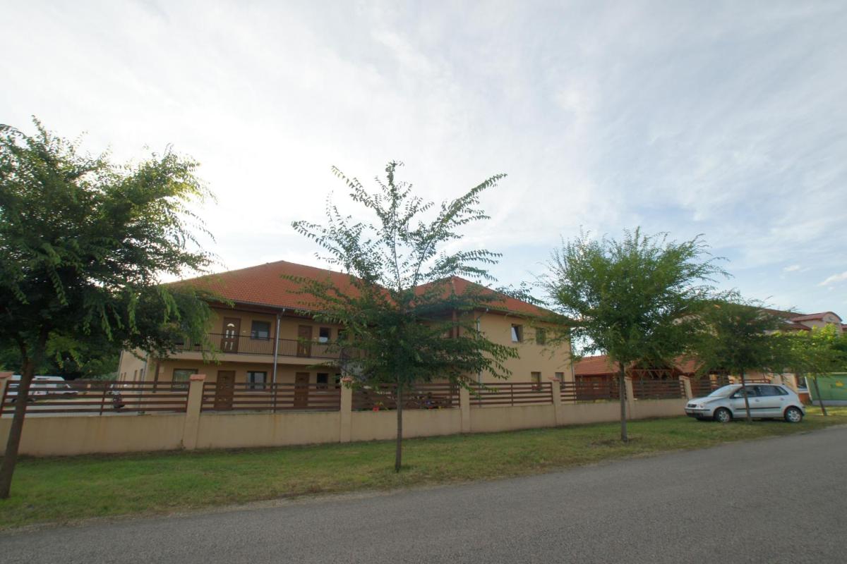 Apartman Garden - Housity