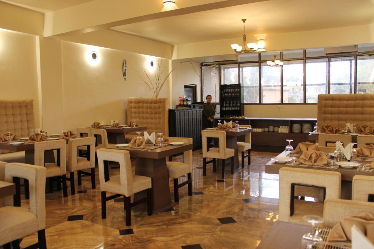 Hotel Grand Tizu - Housity