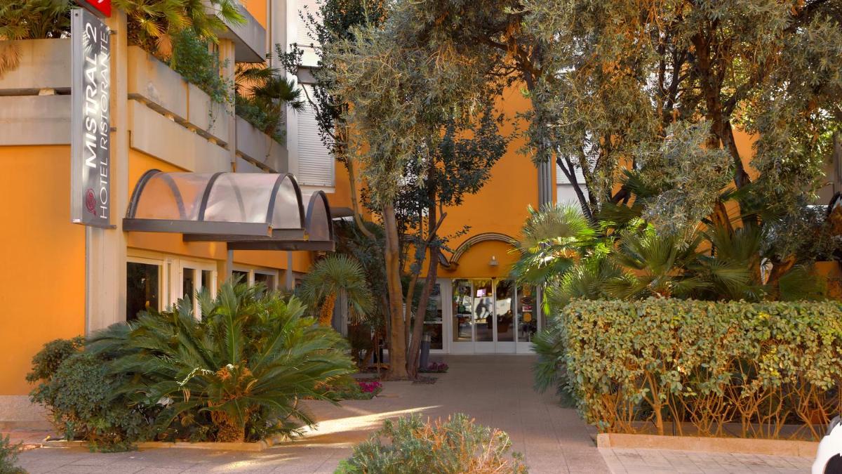 Mistral2 Hotel - Housity