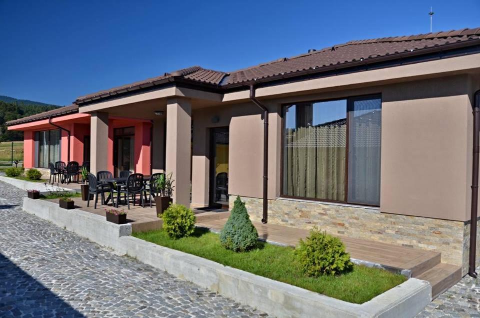 Guest House Colori - Housity