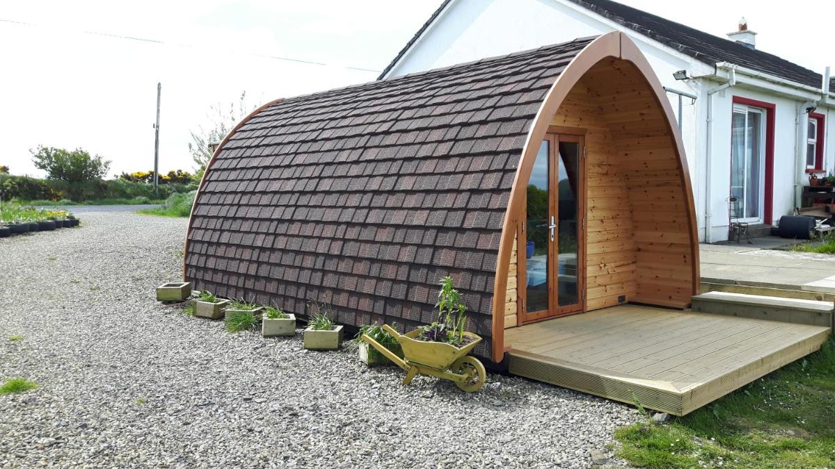 The Rainbow POD - Housity
