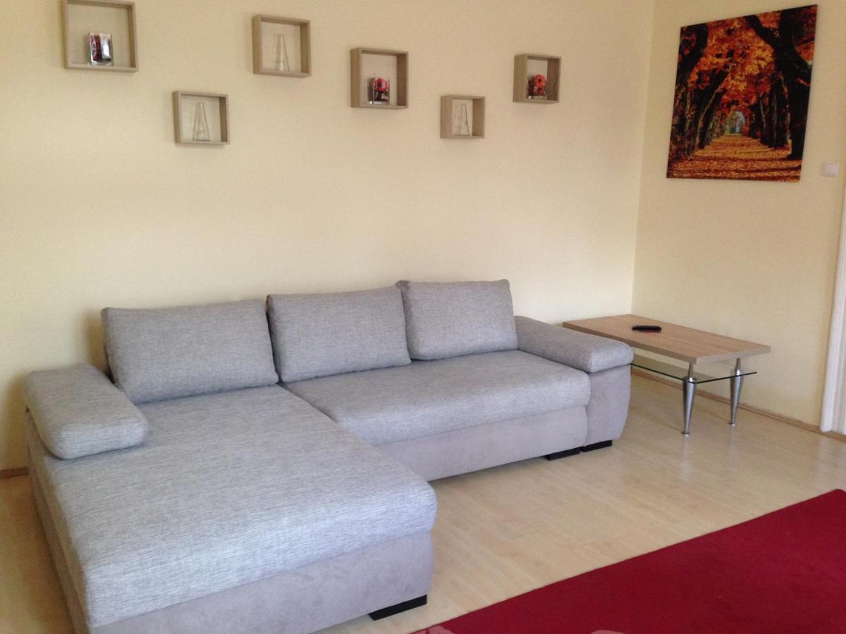 Péterfia Apartman - Housity