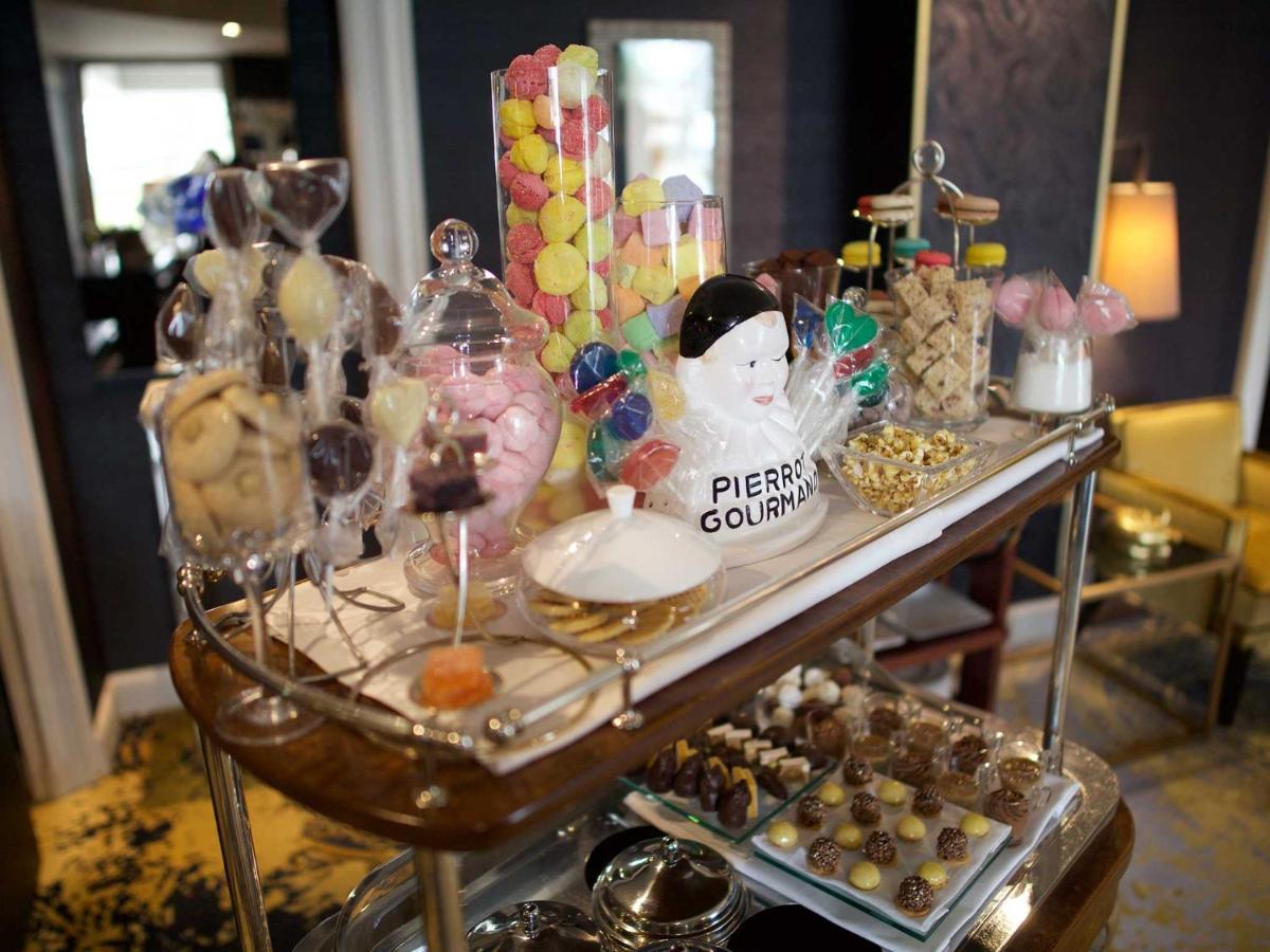 Nourriture dans l'hôtel ou à proximité